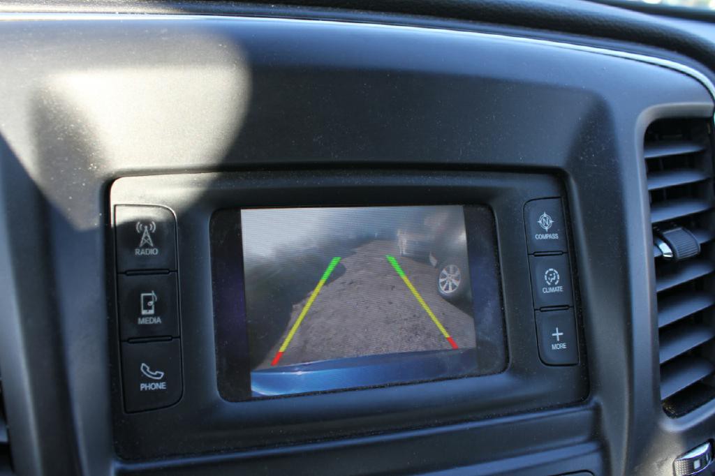 2015 Chrysler 200 Image 14