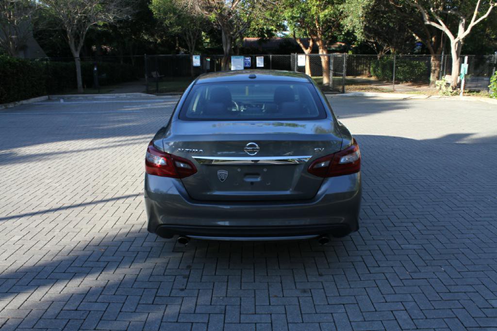 2018 Nissan Altima Image 6