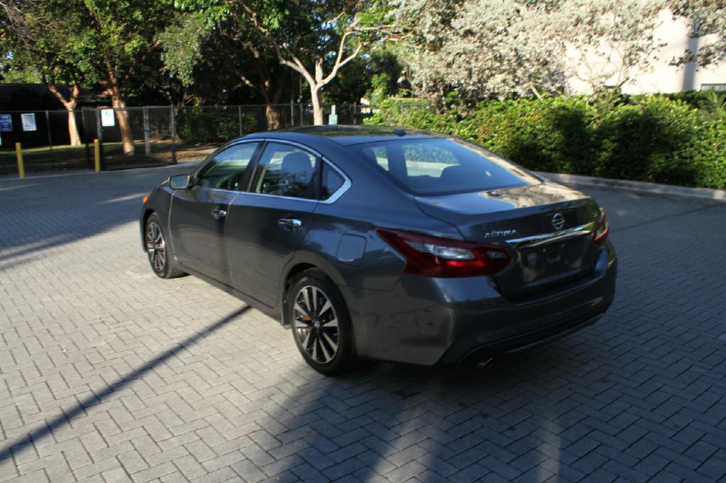 2018 Nissan Altima Image 7
