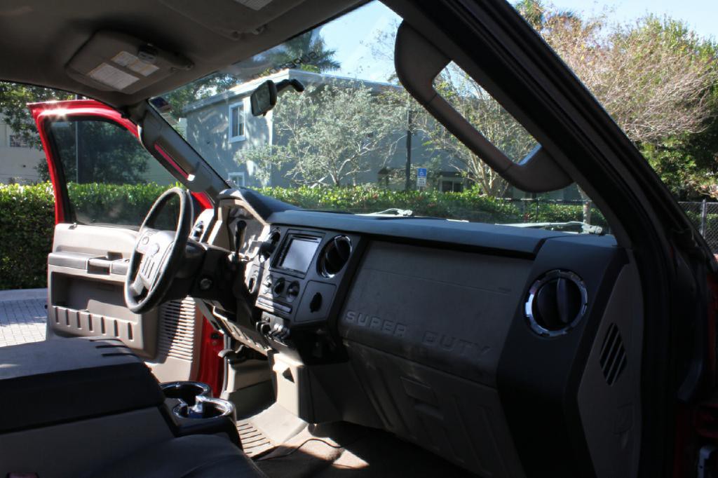 2009 Ford F-250 Image 14