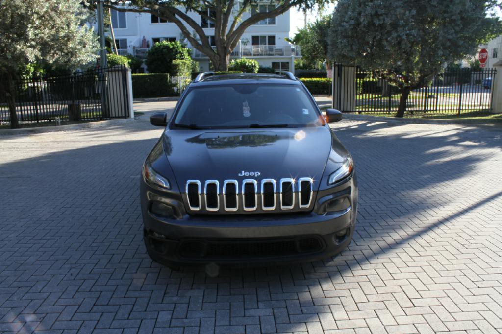 2015 Jeep Cherokee Image 3