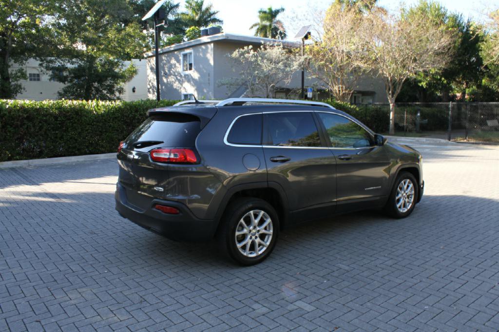 2015 Jeep Cherokee Image 6