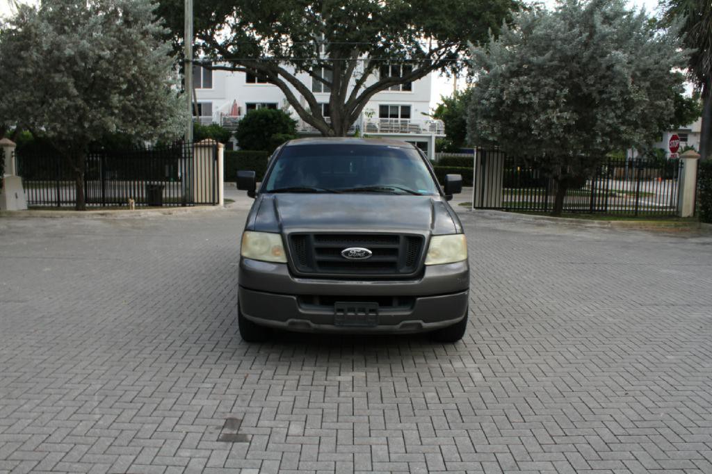 2005 Ford F-150 Image 3