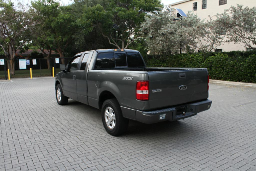 2005 Ford F-150 Image 8