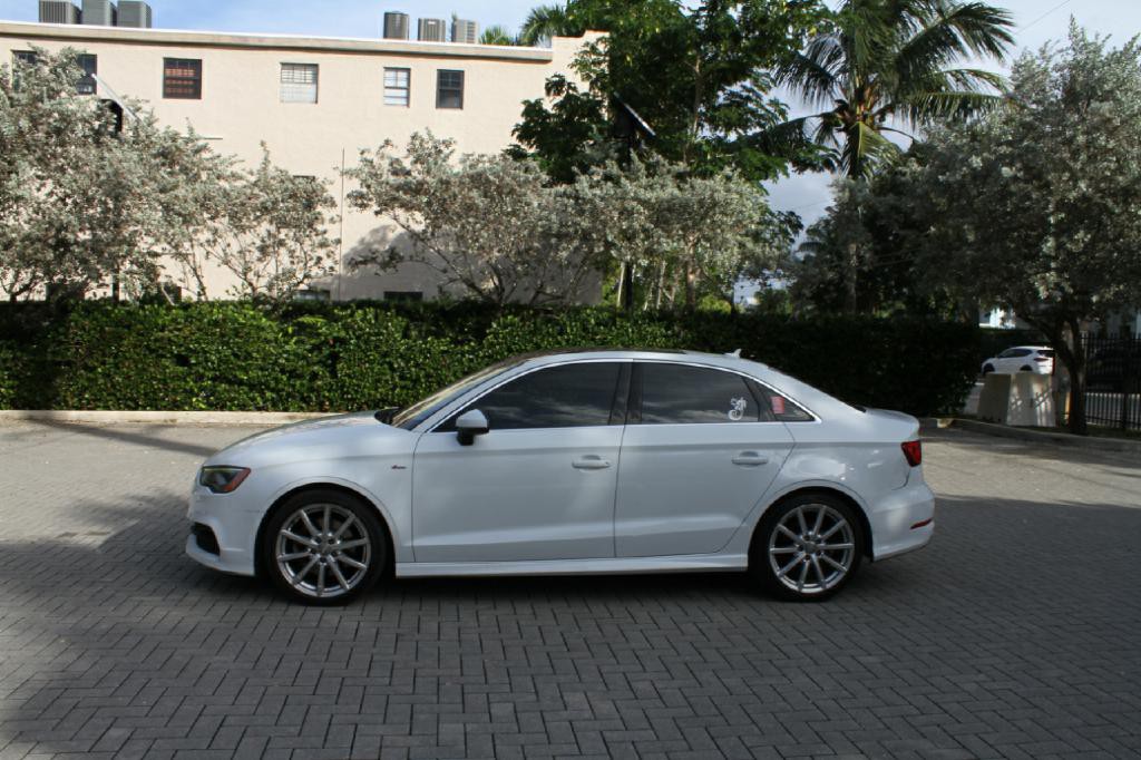 2015 Audi A3 Image 2