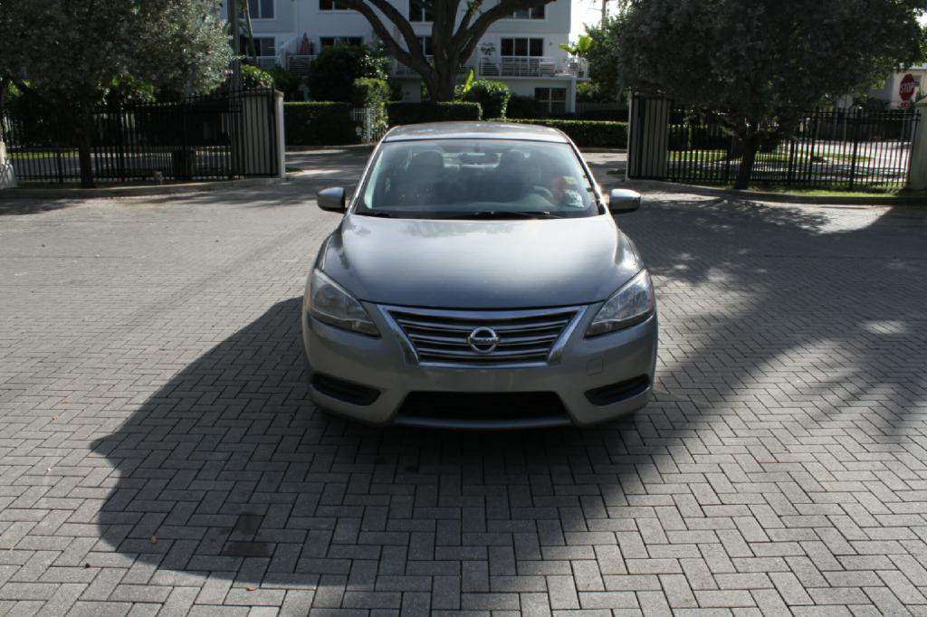 2014 Nissan Sentra Image 3