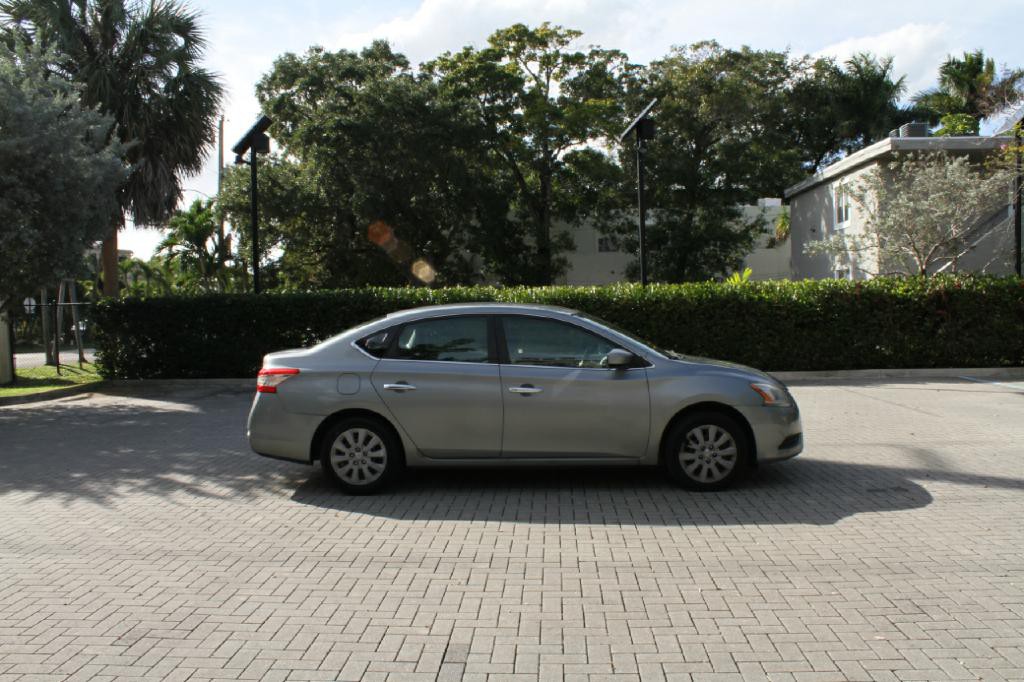 2014 Nissan Sentra Image 5