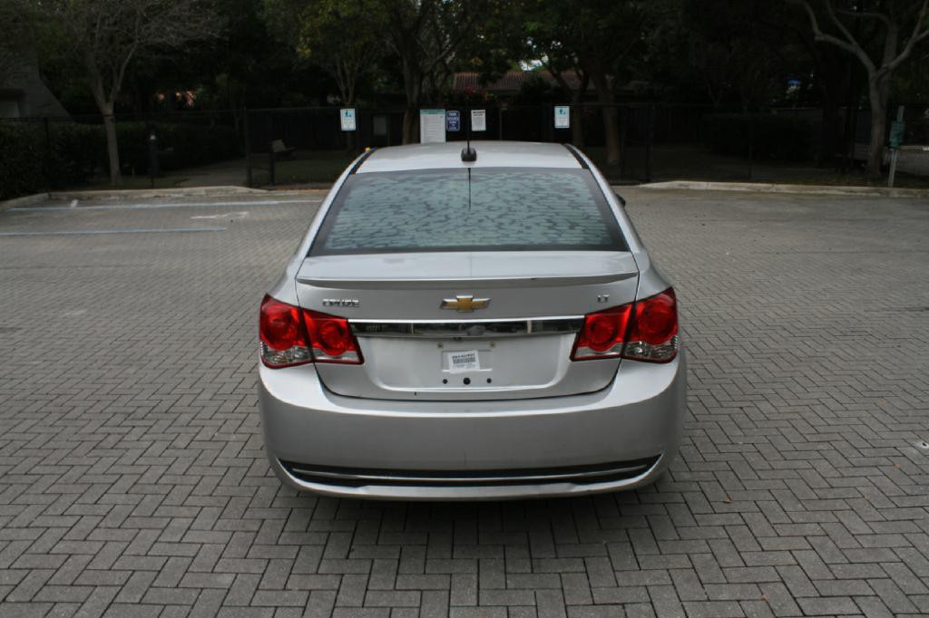 2016 Chevrolet Cruze Image 7