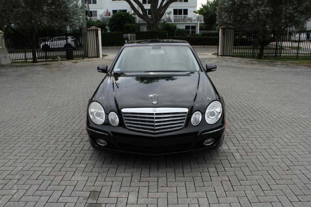 2007 Mercedes-Benz E-Class Image 3
