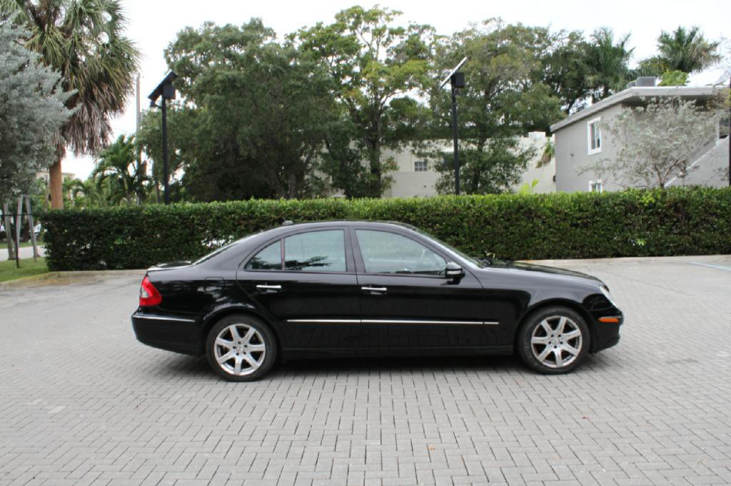 2007 Mercedes-Benz E-Class Image 5