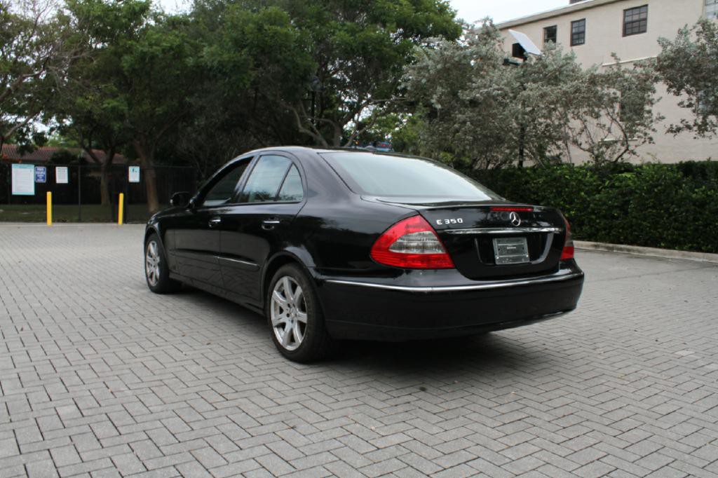 2007 Mercedes-Benz E-Class Image 7