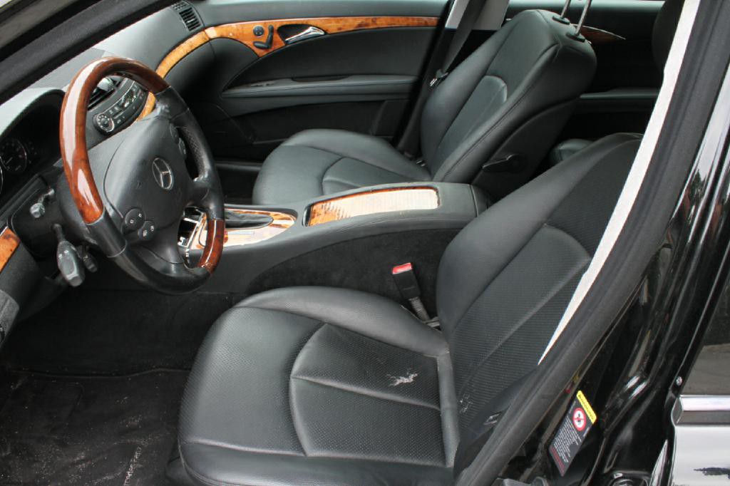 2007 Mercedes-Benz E-Class Image 8