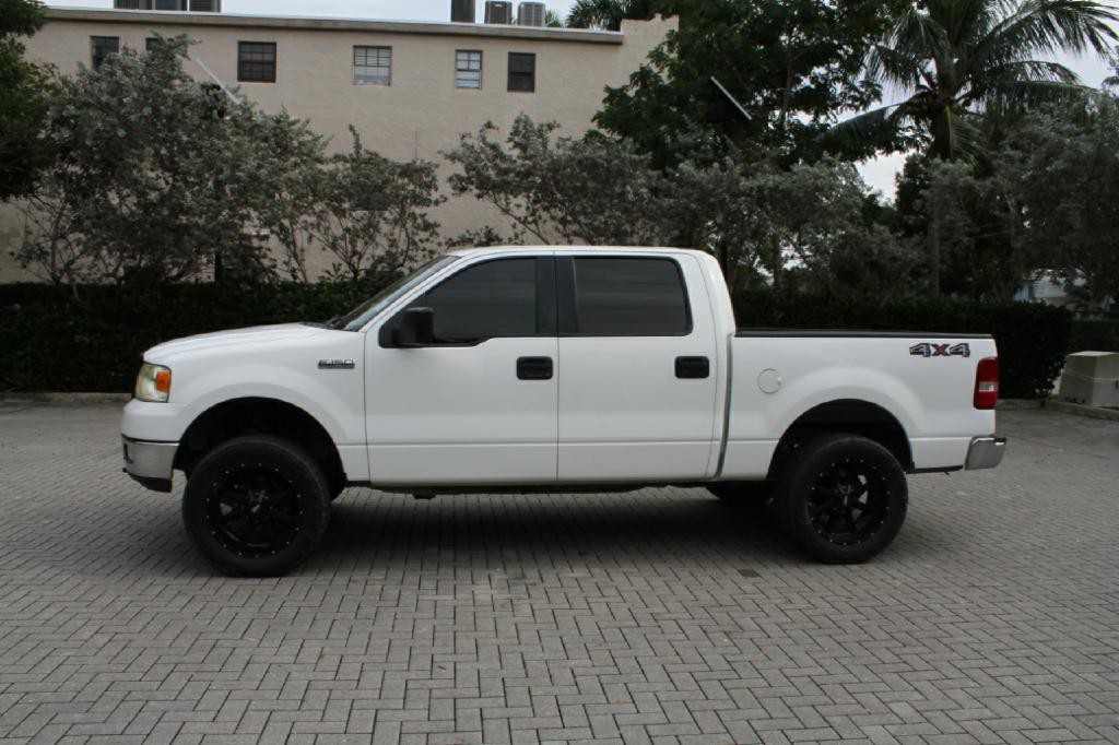 2005 Ford F-150 Image 2