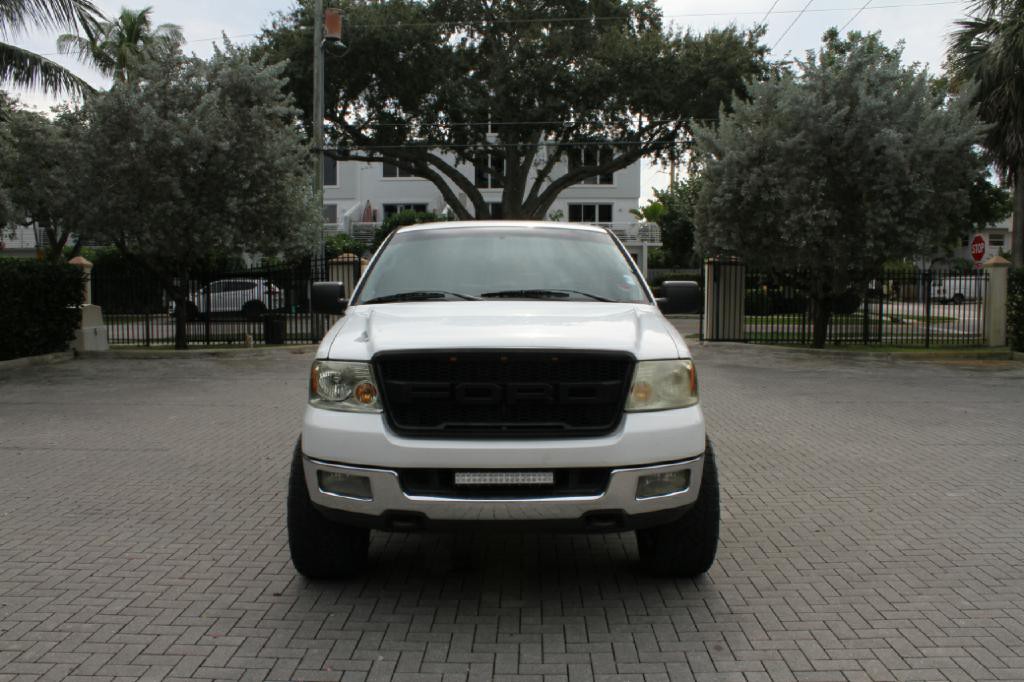 2005 Ford F-150 Image 3