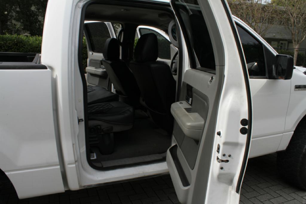 2005 Ford F-150 Image 12
