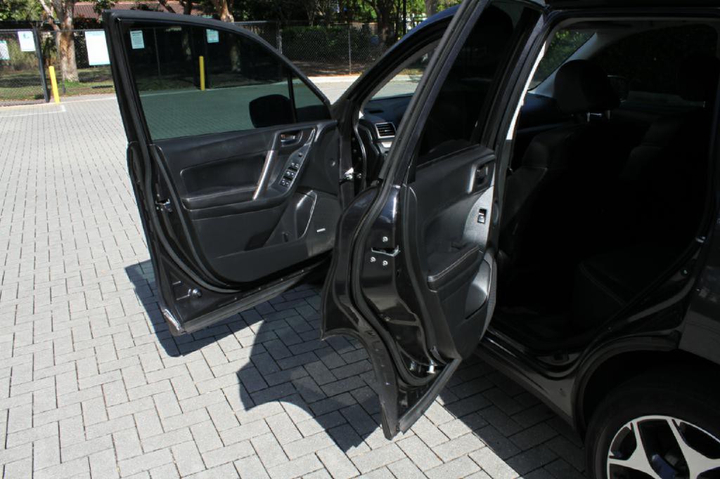 2016 Subaru Forester Image 11