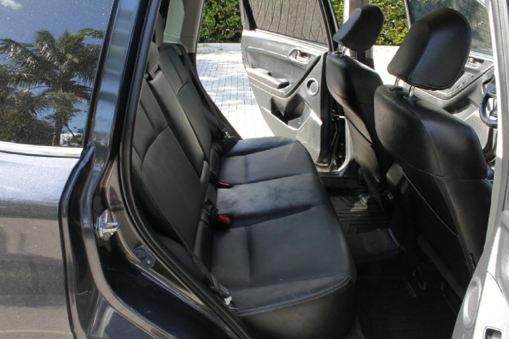 2016 Subaru Forester Image 13