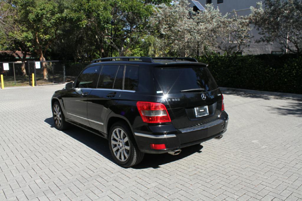 2011 Mercedes-Benz GLK-Class Image 8