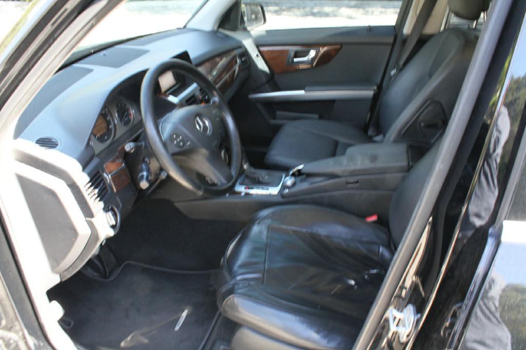 2011 Mercedes-Benz GLK-Class Image 9