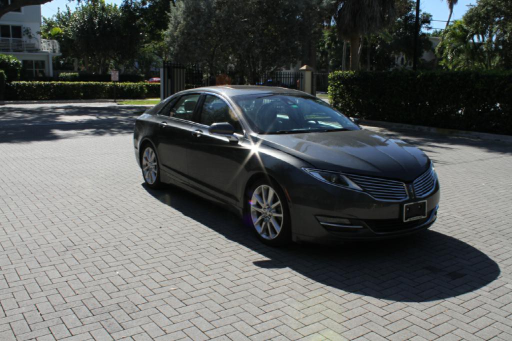 2016 Lincoln MKZ Image 4