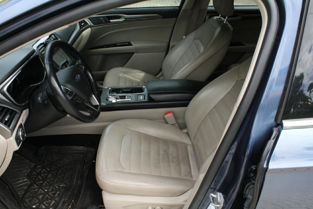 2018 Ford Fusion Image 9