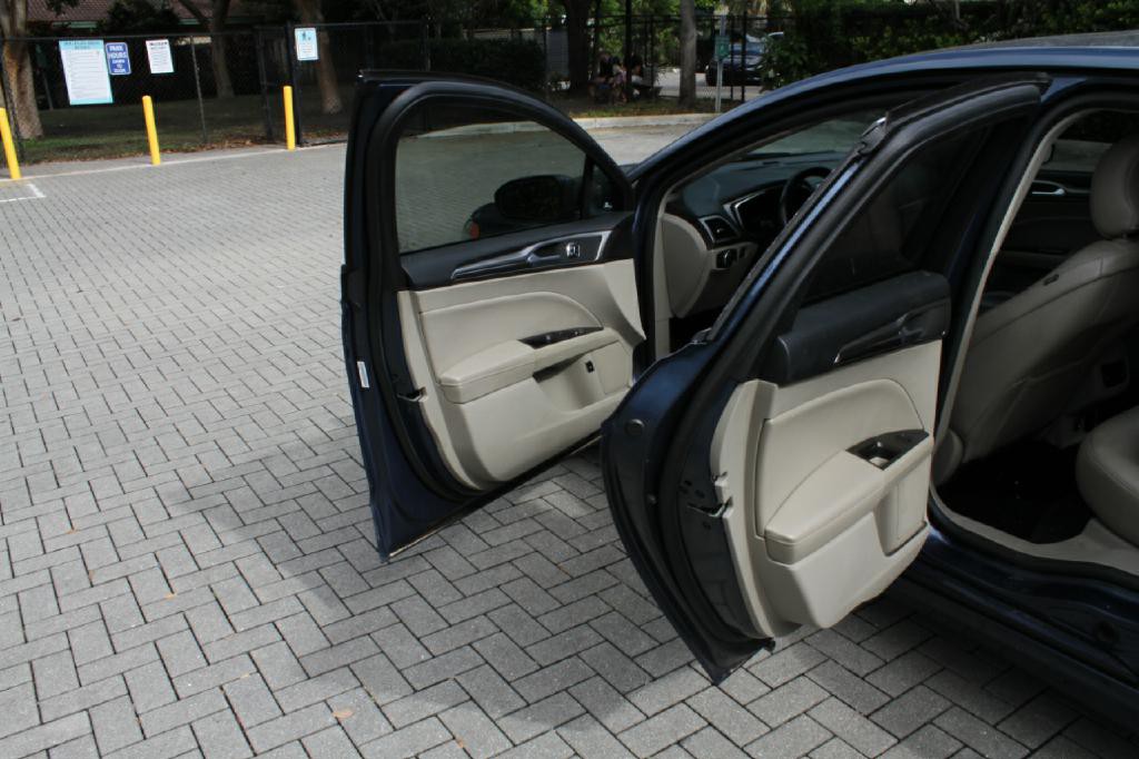 2018 Ford Fusion Image 11