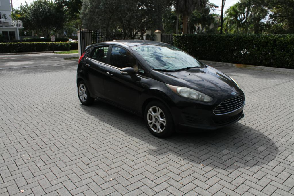 2015 Ford Fiesta Image 4