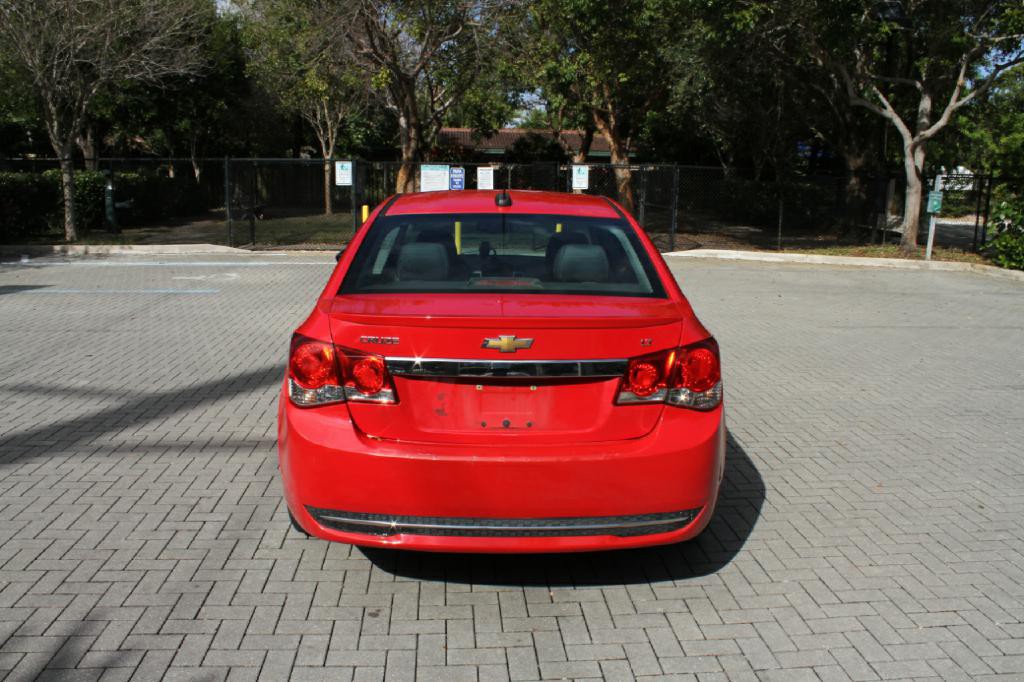 2015 Chevrolet Cruze Image 7