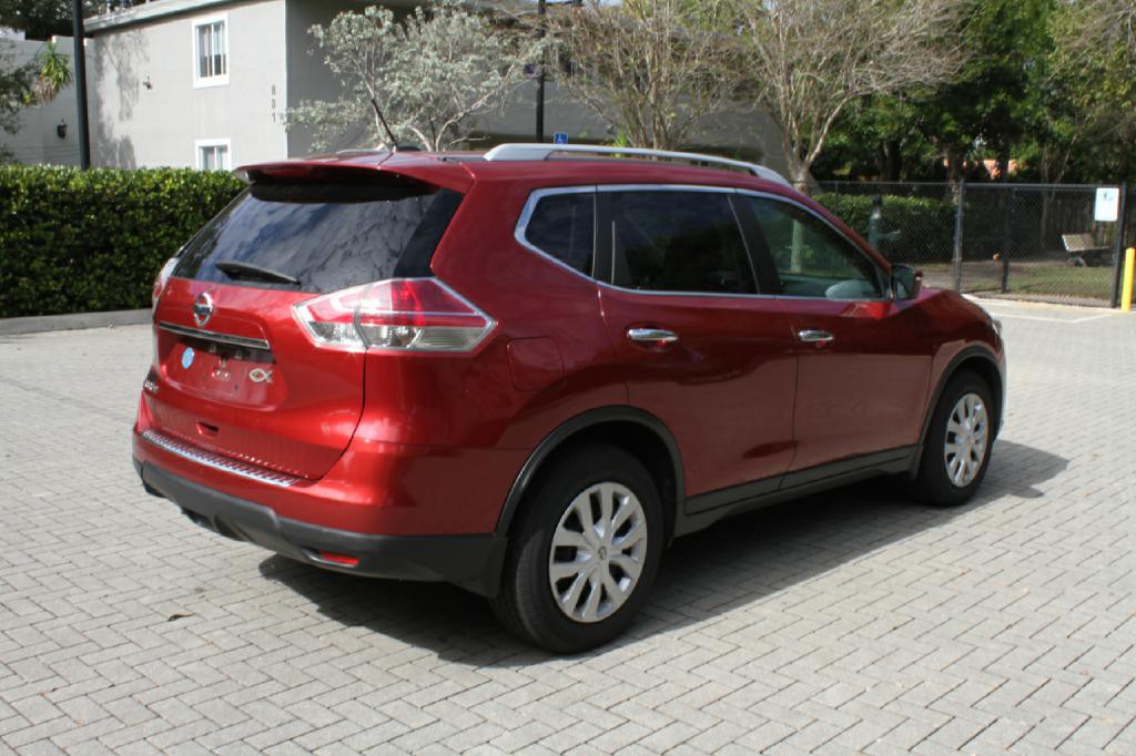 2016 Nissan Rogue Image 6