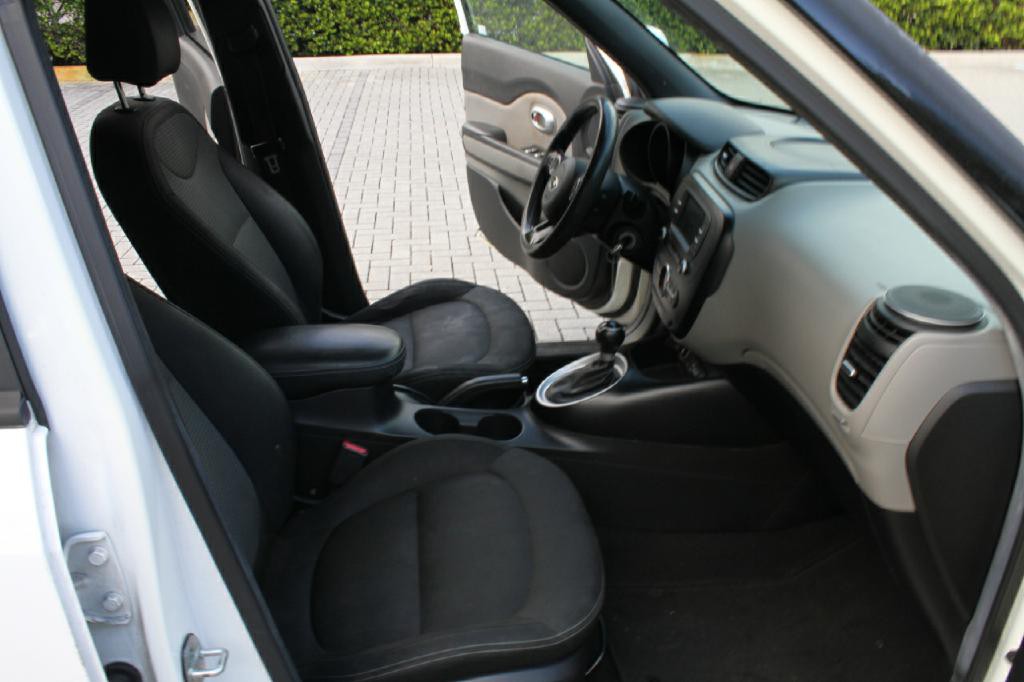 2017 Kia Soul Image 14