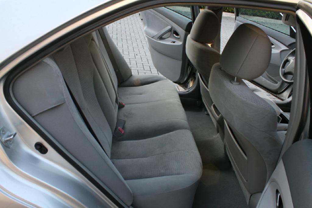 2011 Toyota Camry Image 13