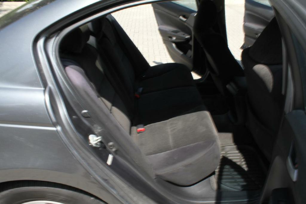 2009 Honda Accord Image 13