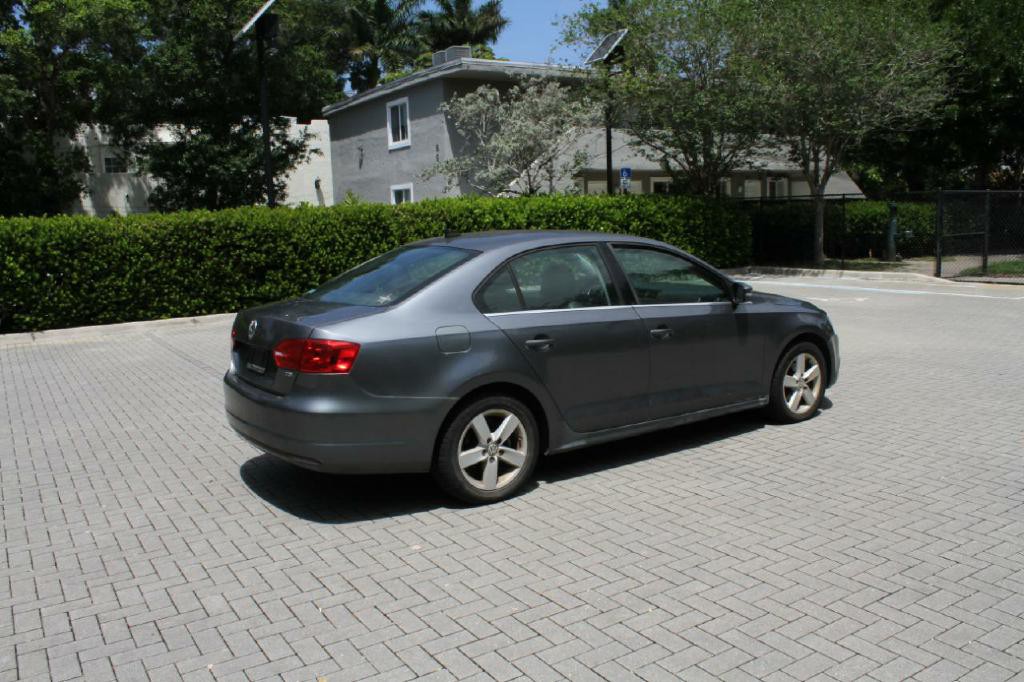 2014 Volkswagen Jetta Image 6