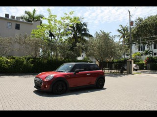 Image for 2015 MINI Cooper Base ID: 7436146