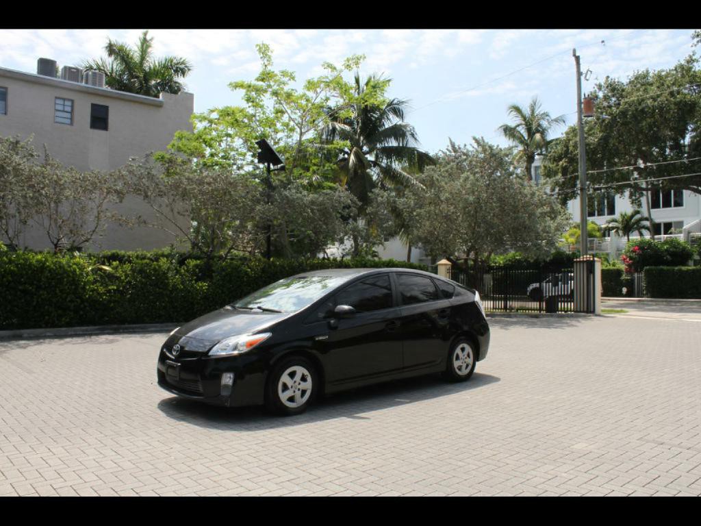 2011 Toyota Prius Image 1