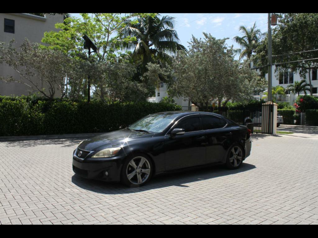 2012 Lexus IS Image 1