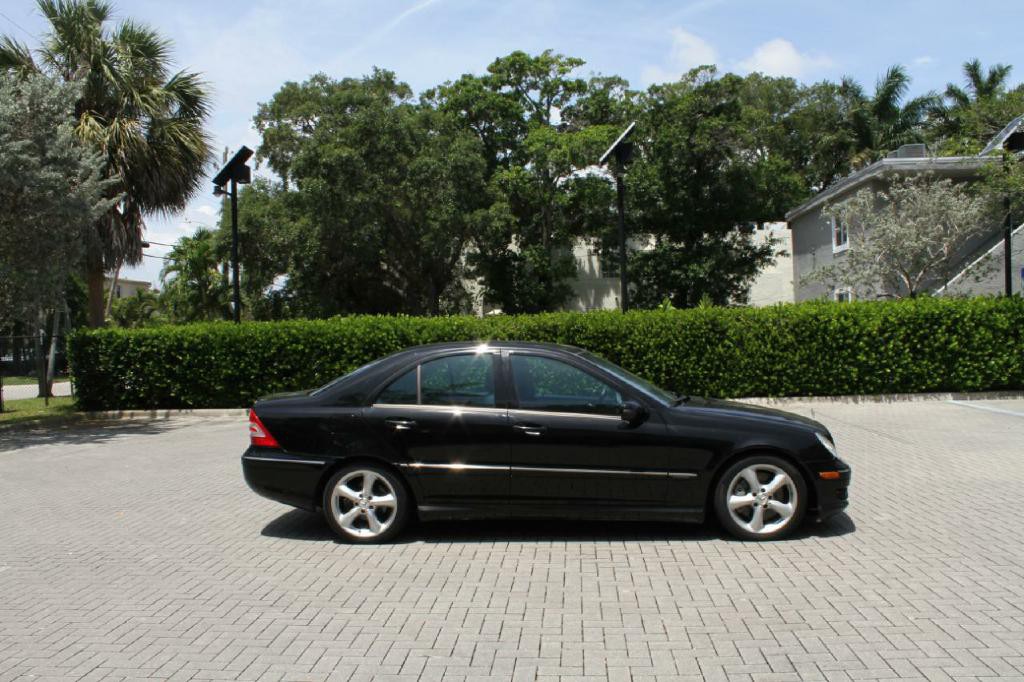 2006 Mercedes-Benz C-Class Image 5