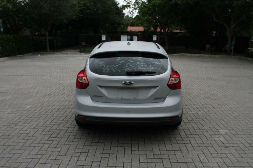 2012 Ford Focus Image 7