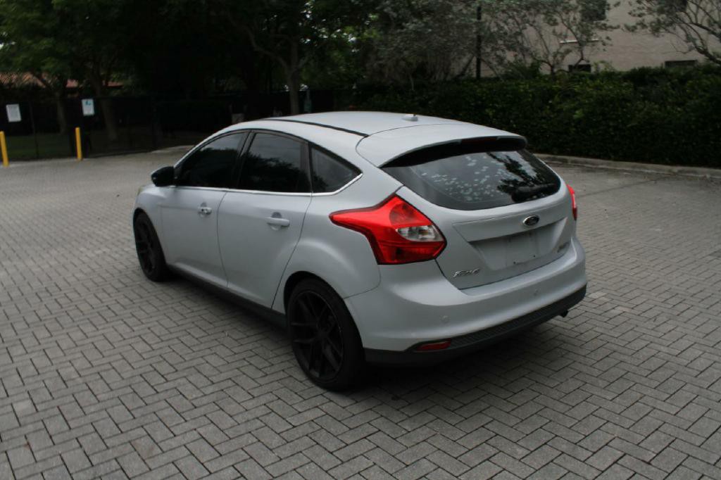 2012 Ford Focus Image 8