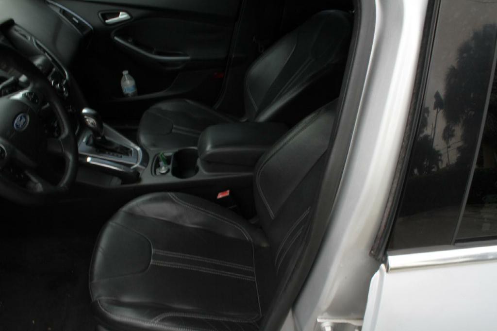 2012 Ford Focus Image 9