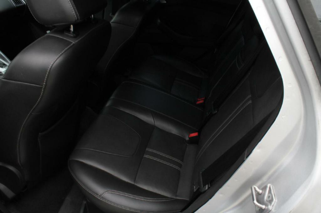 2012 Ford Focus Image 10