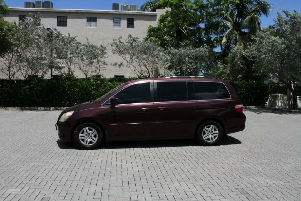 2007 Honda Odyssey Image 2