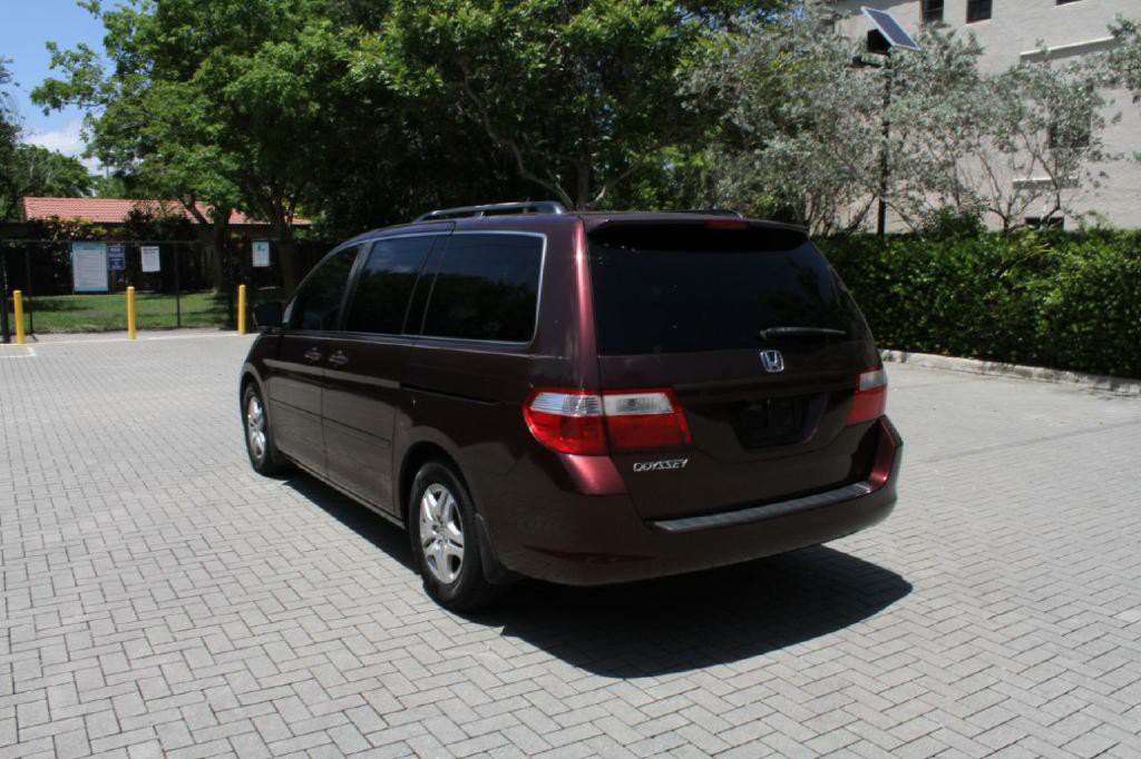 2007 Honda Odyssey Image 8