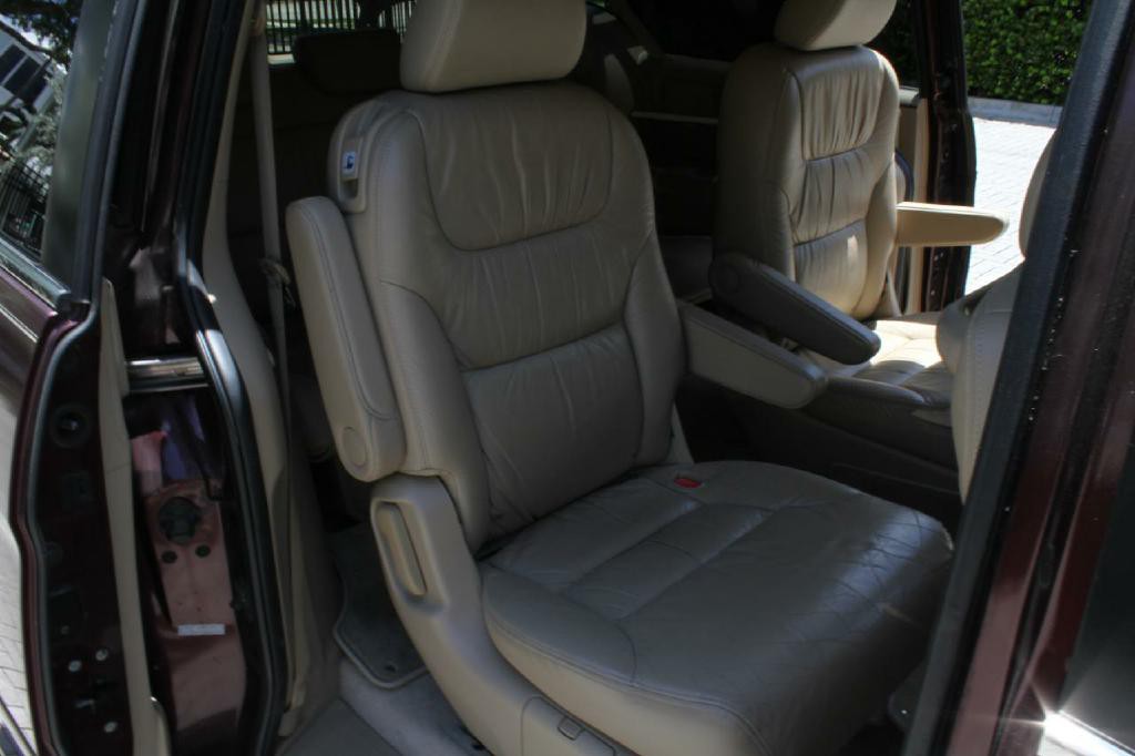 2007 Honda Odyssey Image 12