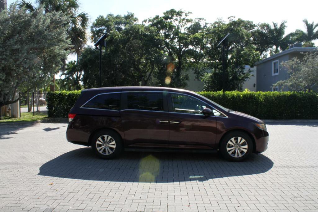 2014 Honda Odyssey Image 5