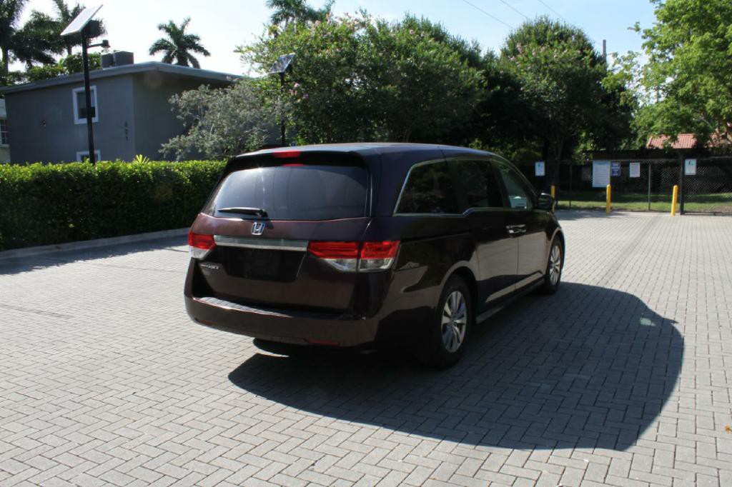 2014 Honda Odyssey Image 6