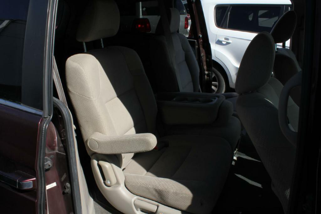 2014 Honda Odyssey Image 9