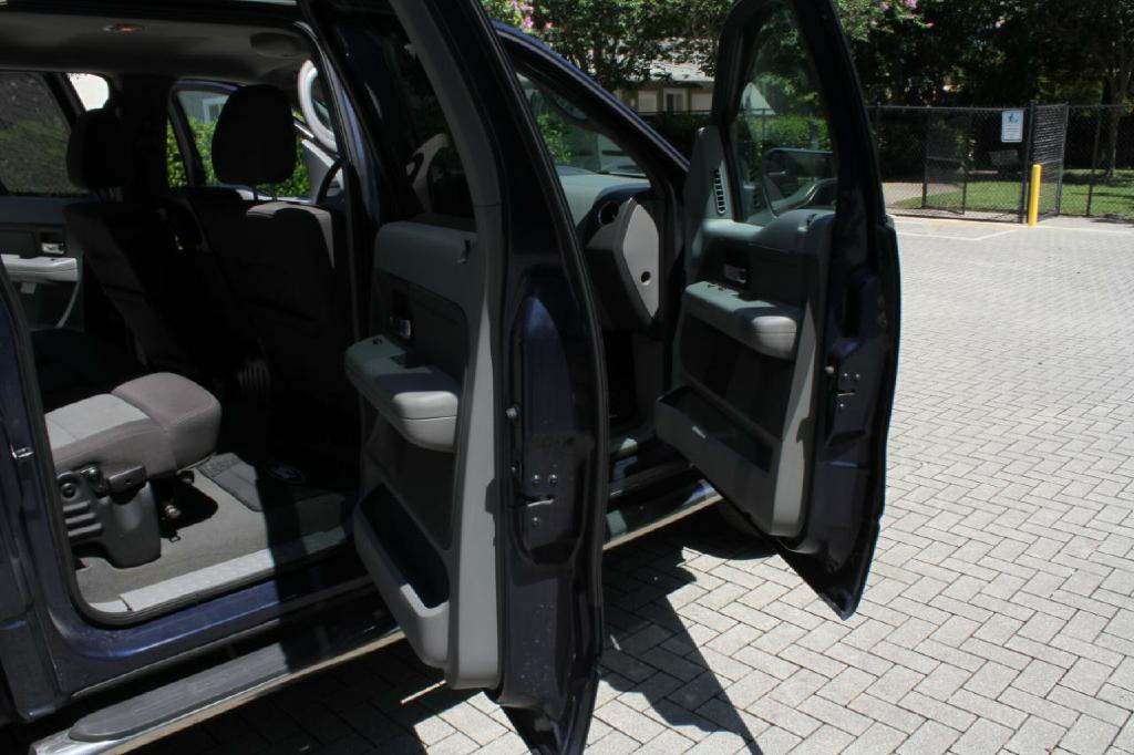 2006 Ford F-150 Image 12