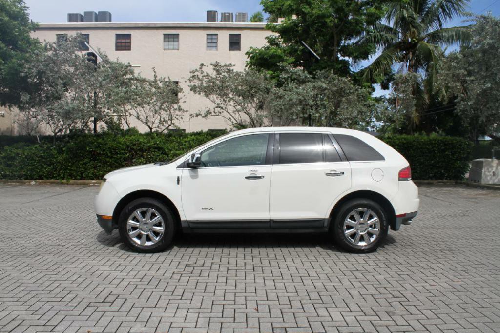 2009 Lincoln MKX Image 2