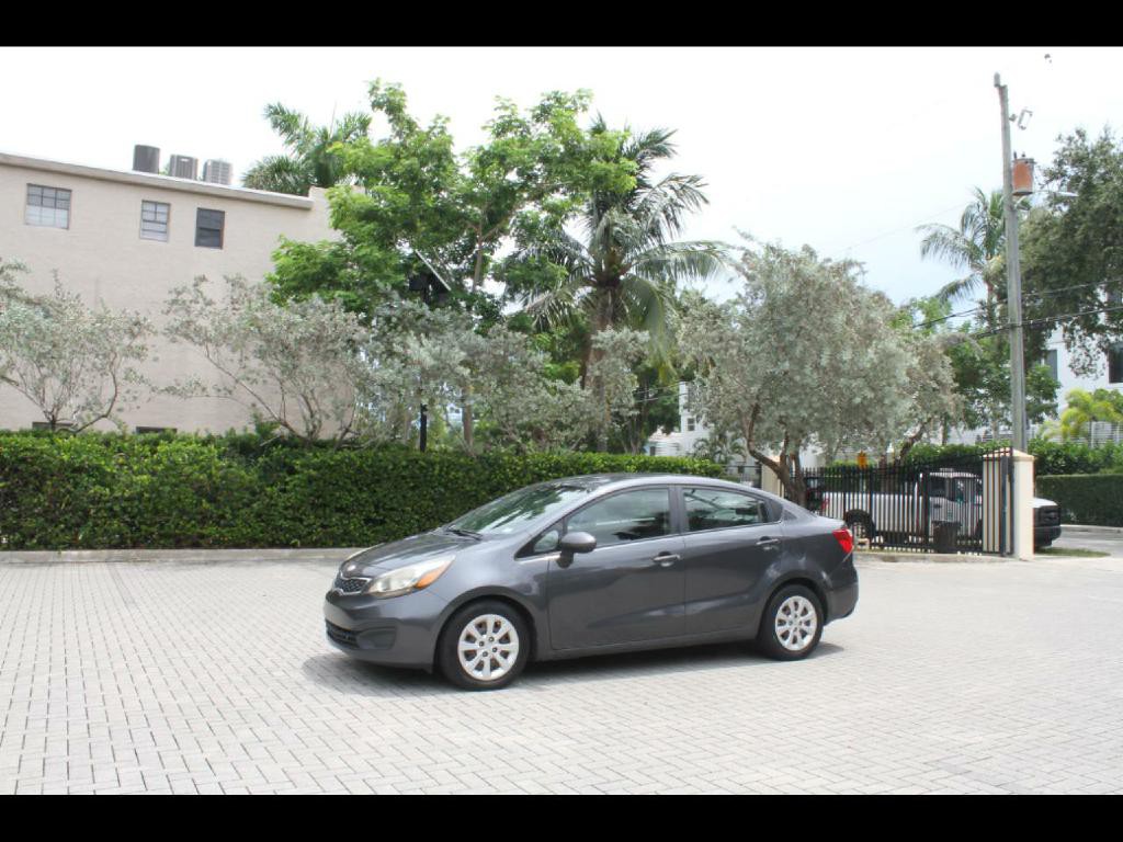 2013 Kia Rio Image 1